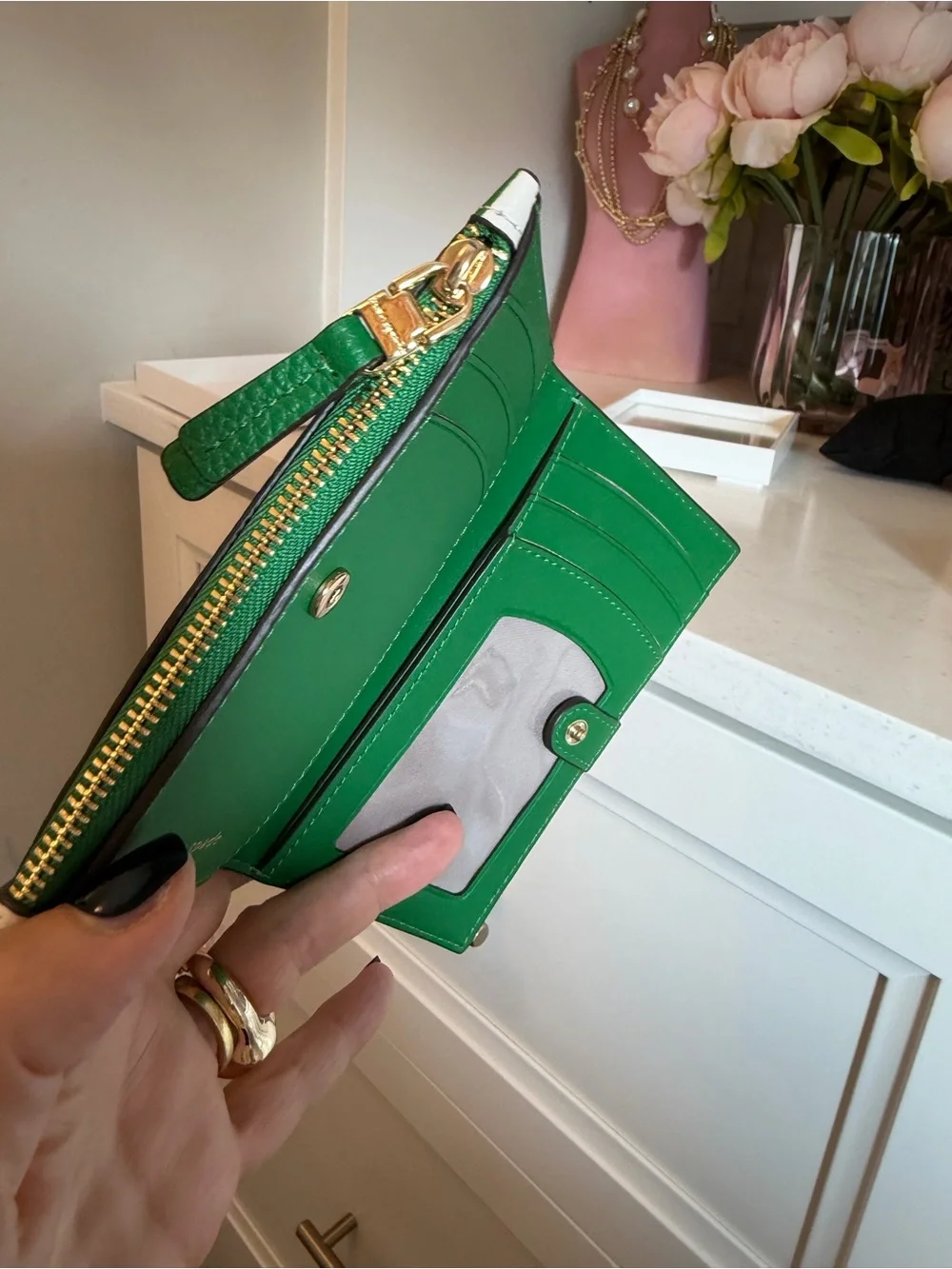 kate spade Green & White Tropical Leaf Zip Wallet